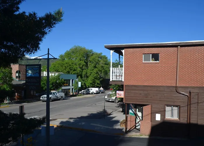 Basalt Mountain Inn